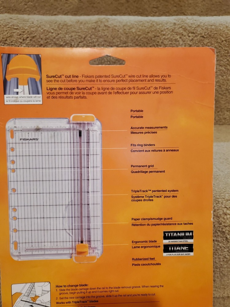 Fiskars SureCut Paper Trimmer 9"