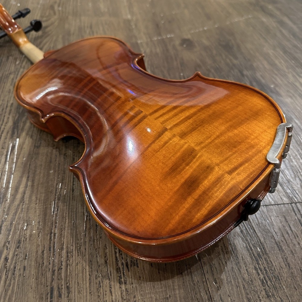 Suzuki No.300 1/2 Violin - a333