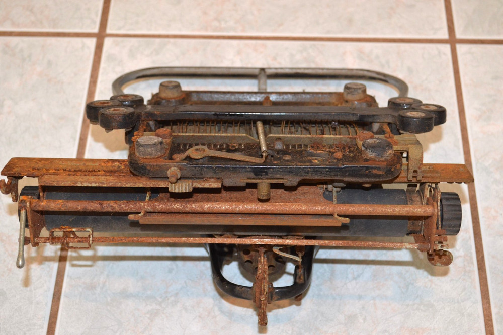 BLICKENSDERFER typewriter NO 7 for Restoration