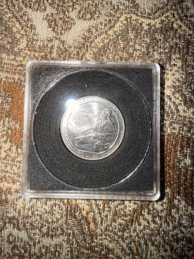 2017 D Ozark Riverways Quarter. Uncirculated From US Mint roll.