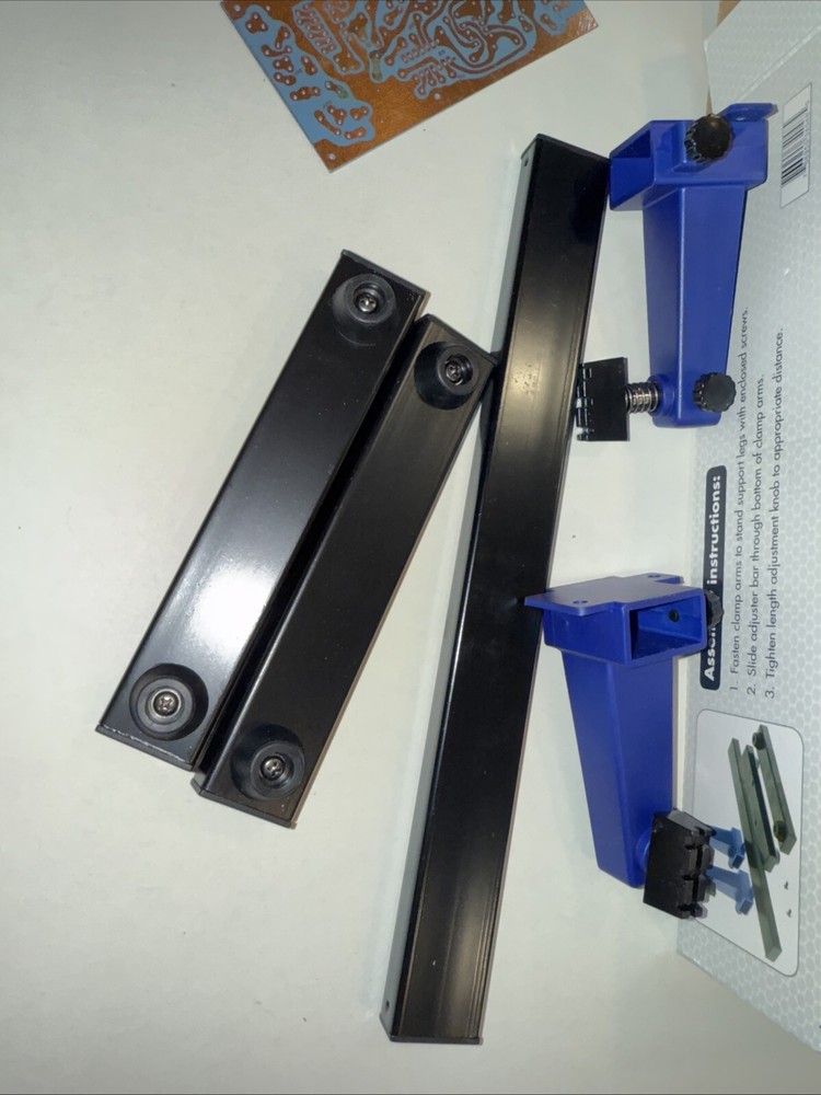 17010 Circuit Board Holder Clamping Kit Practice Solder PCB NOS Open Box