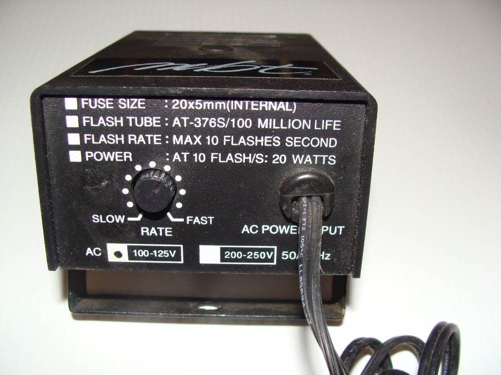 Model ST400 Strobe Light with Variable Speed WORKS GREAT !!!