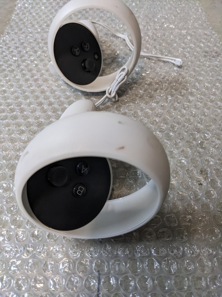 GENUINE Oculus Meta Quest 2 VR Controller Pair - Left and Right Controllers ONLY