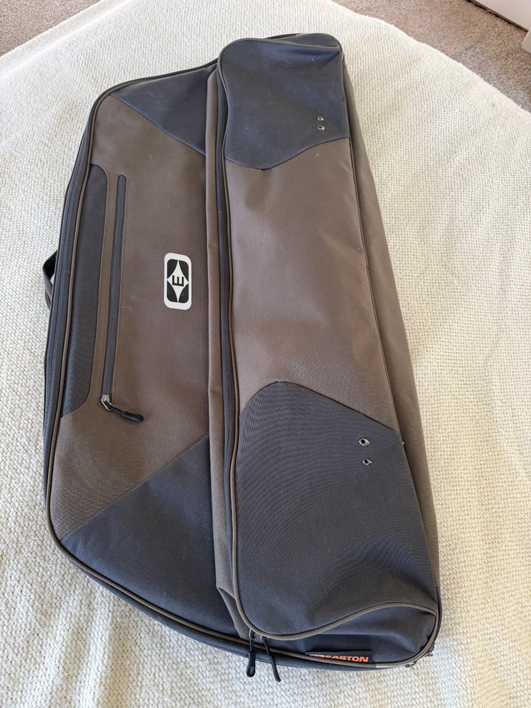 Easton Archery Soft Bow Case