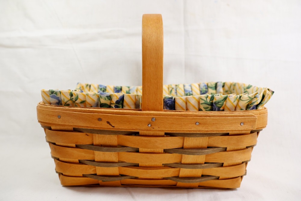 Longabrger Rectangle Basket with handle 10" wide w/ cloth & plastic liners