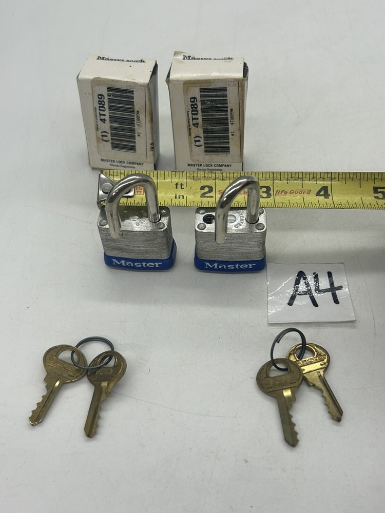 MASTER LOCK 7 Keyed Padlock, 1/2 in,Rectangle,Silver 4T089