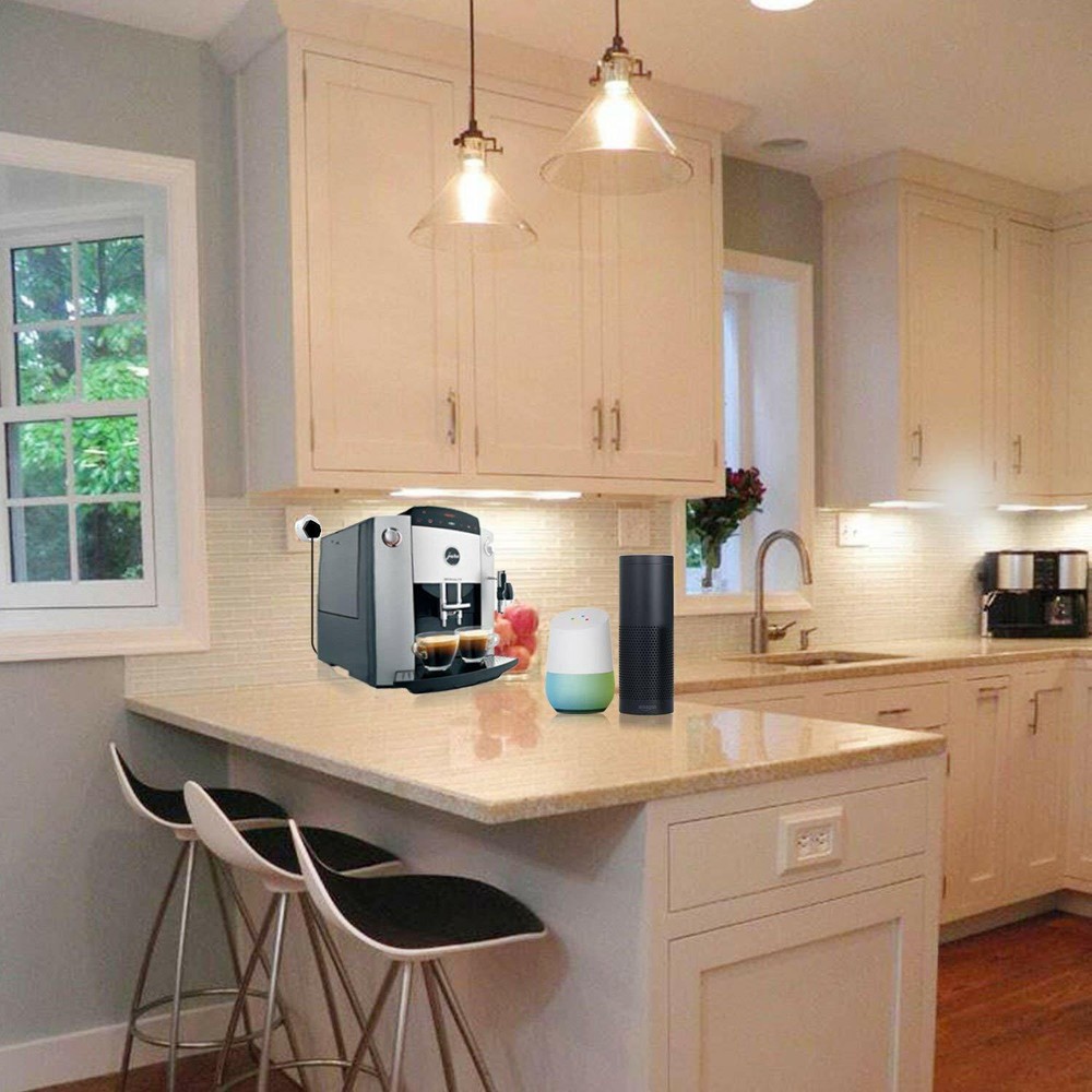 10 used smart plug plus two free (scratch,marks,crack)