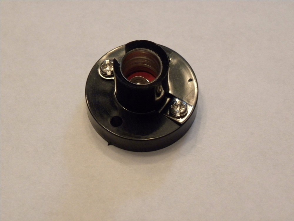 Lionel Trains E10 Screw Base Socket - Black