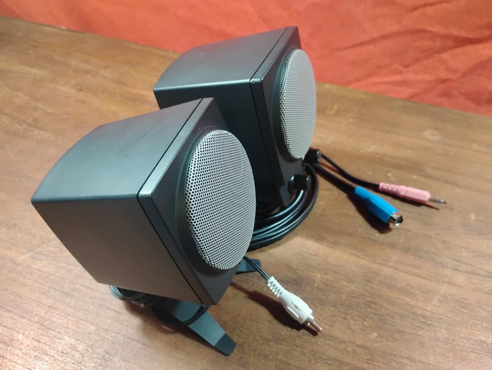 Boston 2pc Speaker System Computer Speakers only