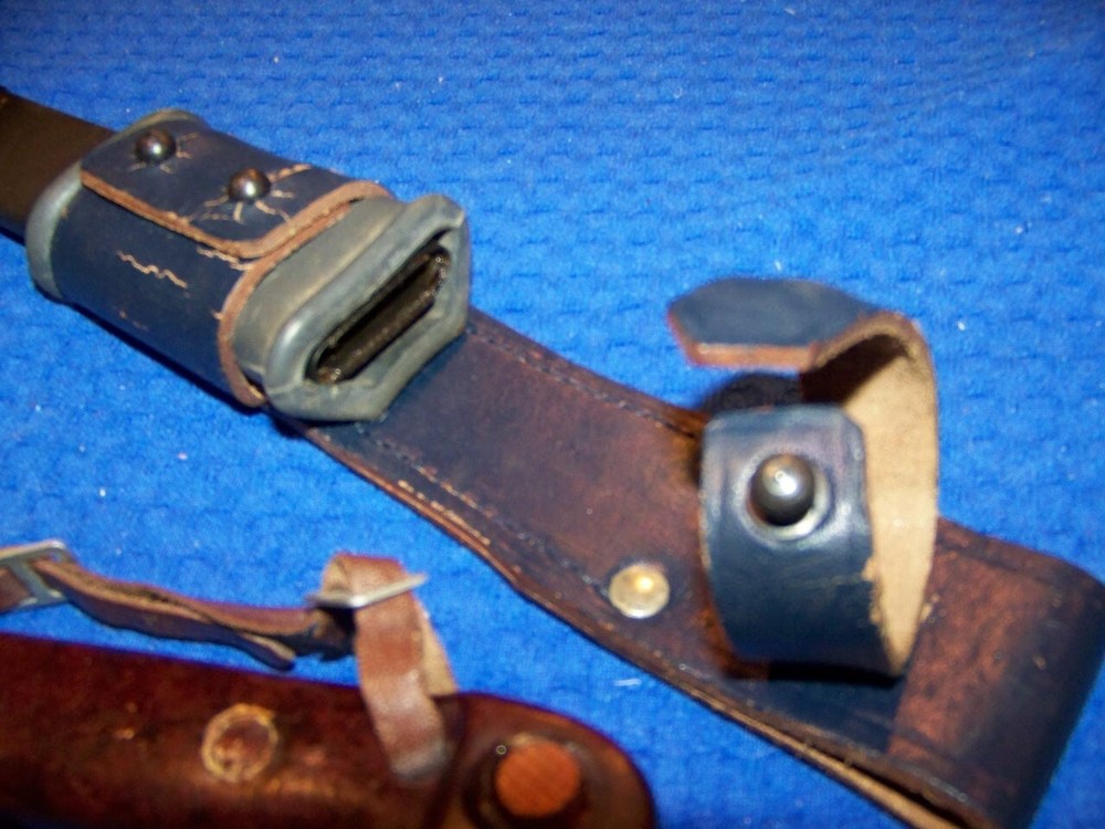 Romanian /BAKELITE KNIFE "BLUE LEATHER" ROMANIAN GUARD UNIT...RARE FIND!!