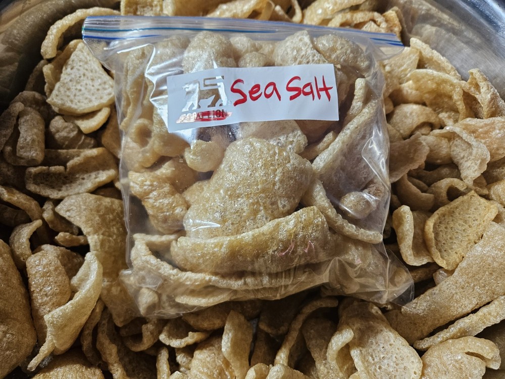 NORTH CAROLINA KETTLE MADE PORK RINDS/ CHICHARRONES/FRESH