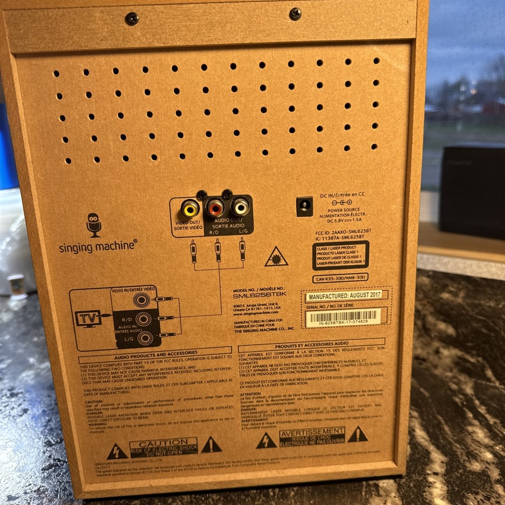 Singin Machine SML-625BTBK