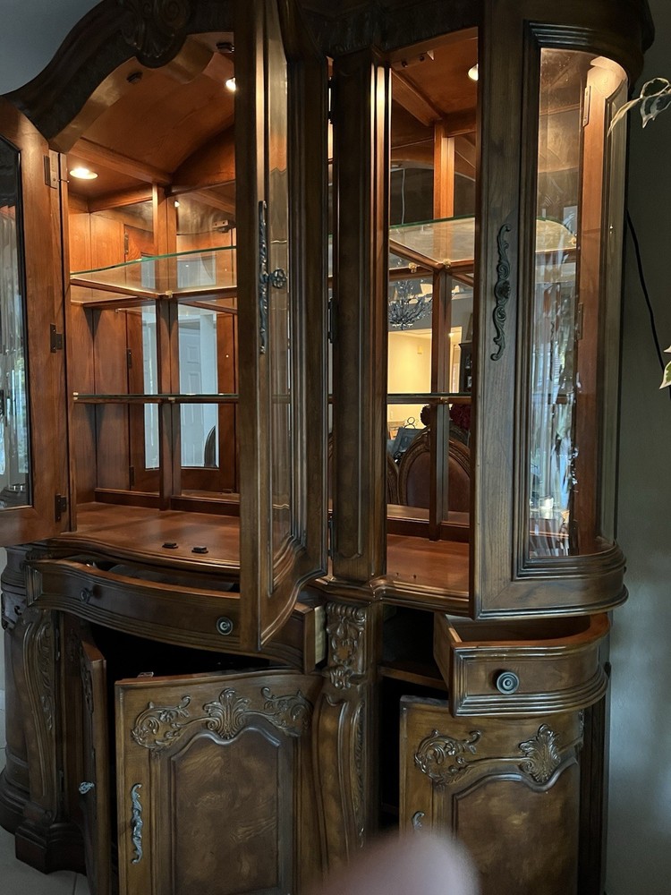 Dining Room Set Seats 8
