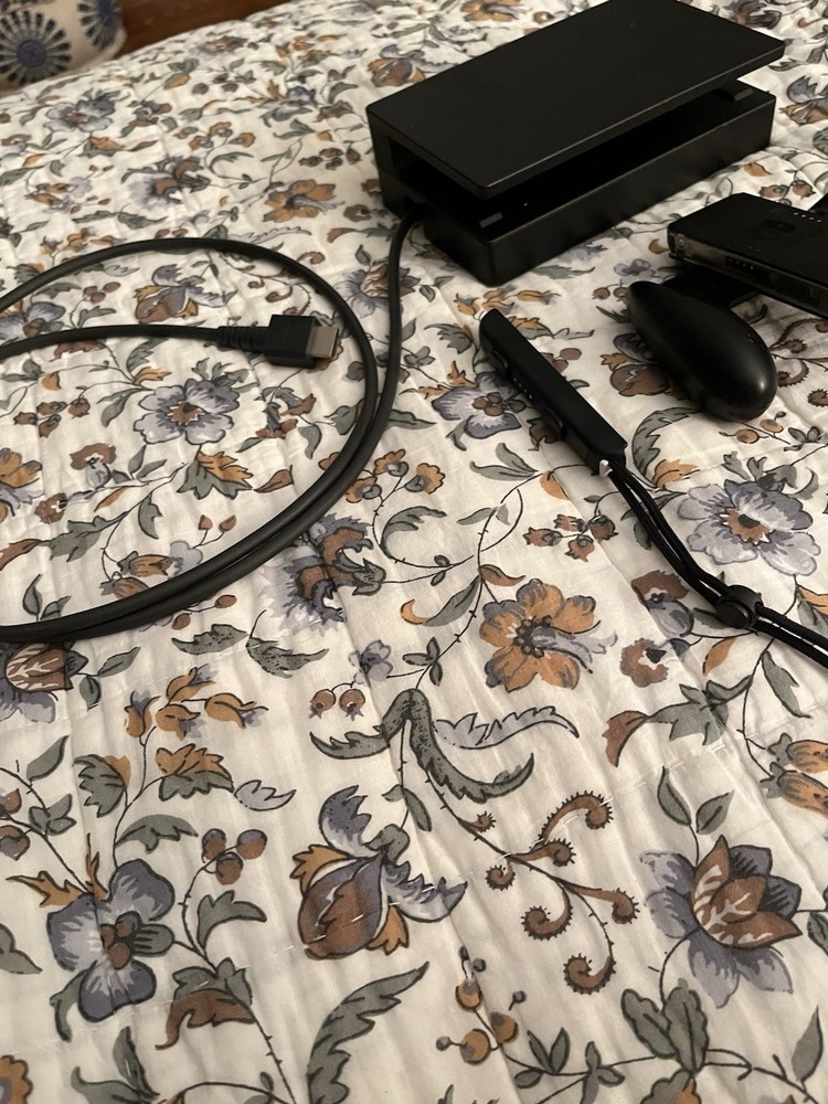 Nintendo Switch Dock, Controller Grip, Joy-Con Straps & HDMI Cable Bundle