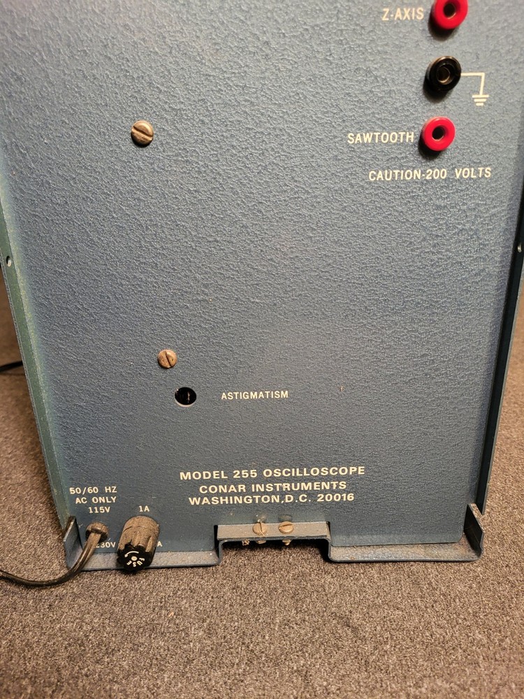CONAR Model 255 Solid State Oscilloscope – Powers On – Vintage Test Equipment