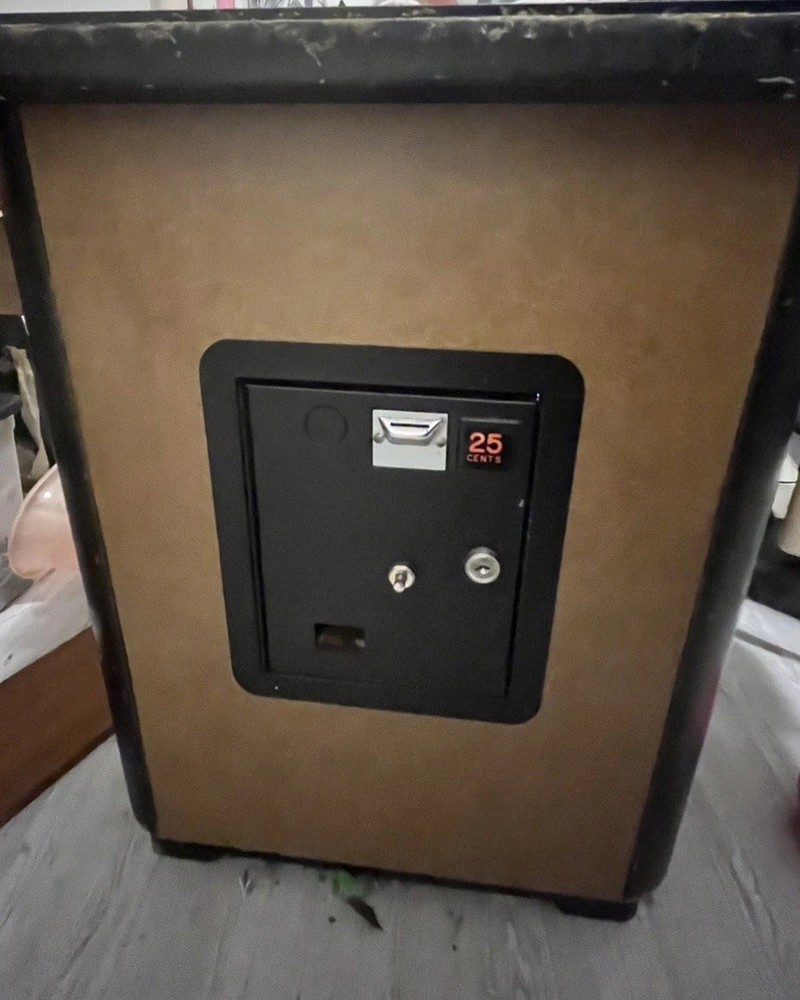 Original SPACE INVADERS Cocktail Table ARCADE MACHINE MIDWAY 1978