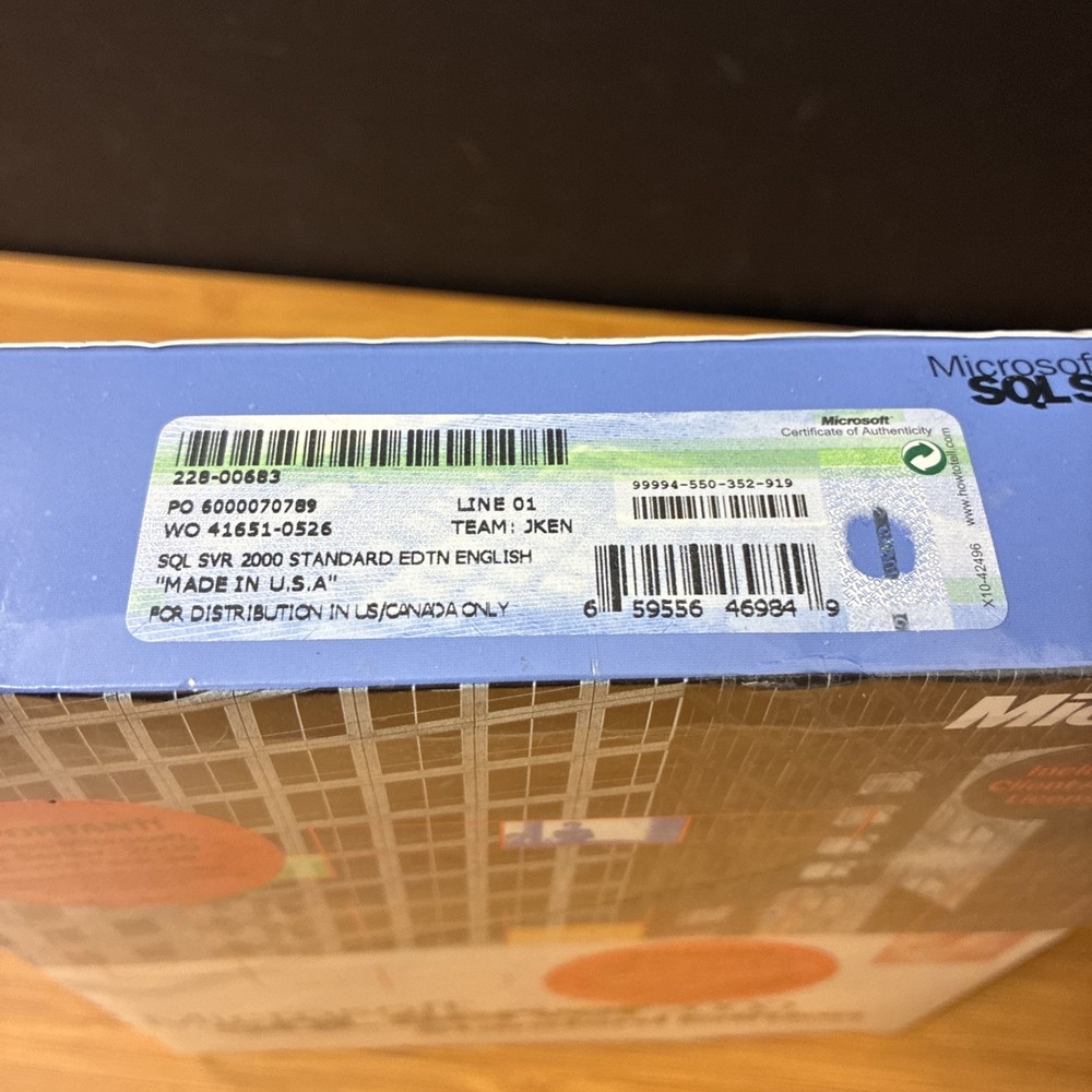 Microsoft SQL Server 2000 Standard Edition (includes 5 Client Access) New Sealed