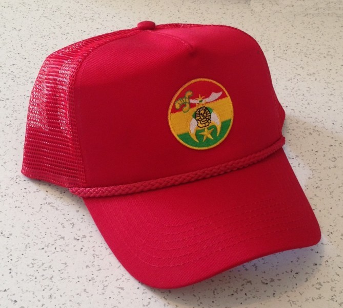 Shriner Cap in Red with Round Emblem