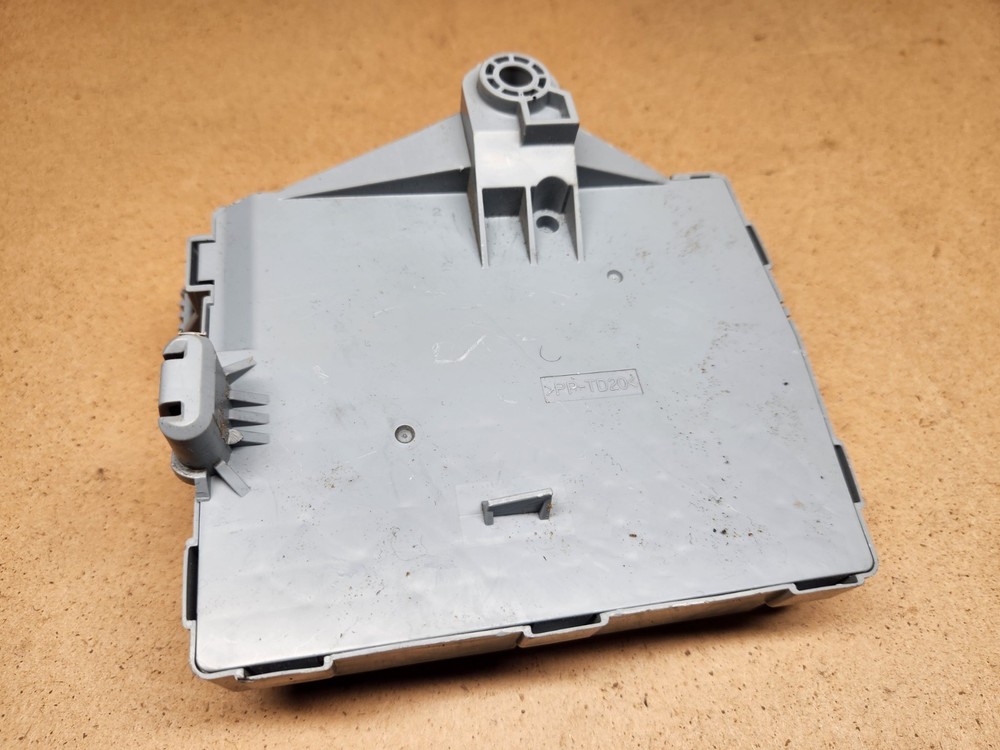 2009-2010 Mazda 6 BCM Body Control Module Part# GS3M67560B