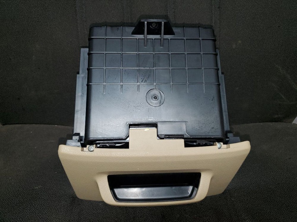 ODYSSEY 2008 DASH MOUNTED CUPHOLDER TAN