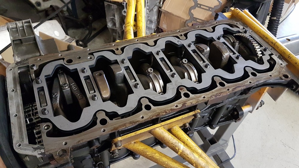BMW S54 engine reinforcement girdle S54B32
