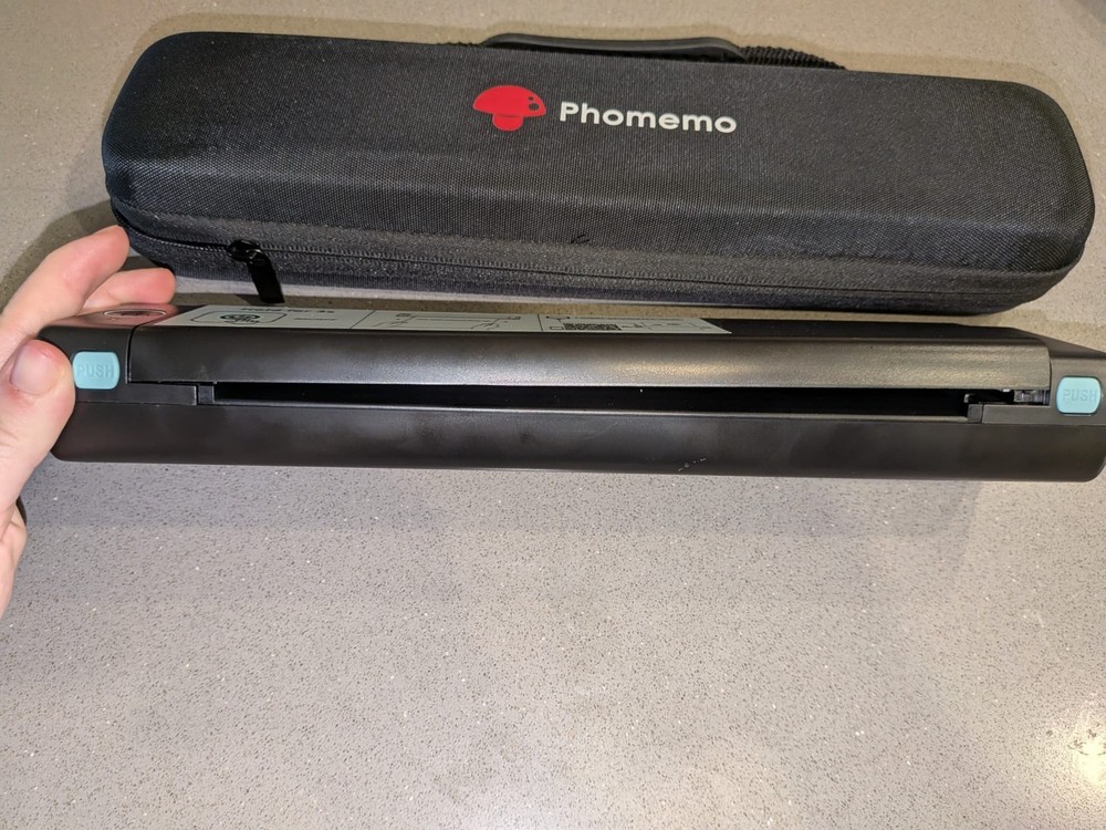 Phomemo Mo8F Bluetooth Stencil Printer Portable Black w/ Carrying Case