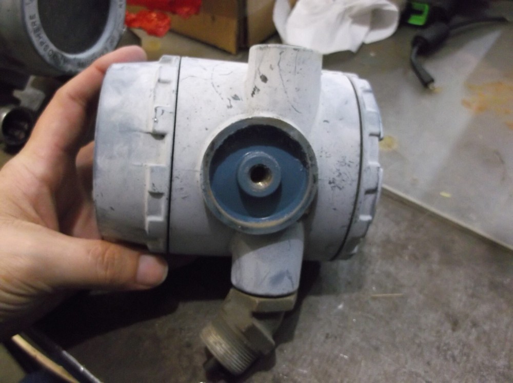 ROSEMOUNT D1E5B4M5 TEMPERATURE TRANSMITTER 32 TO 150F (G3)