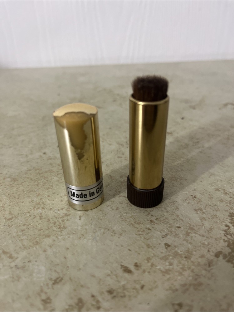 Lens Brush Twist Lipstick