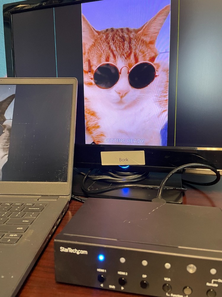 StarTech Multi-Input HDBase Over CAT5 Extender Switch and Scaler Bundle T & R