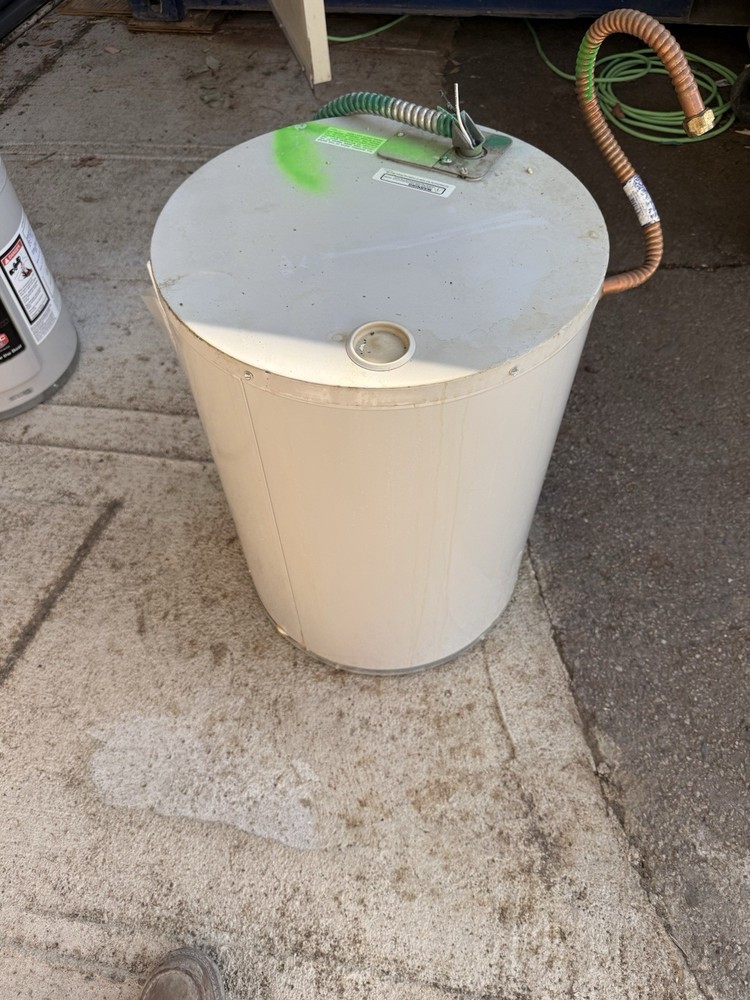 Used Bradford White RE120U6-1NAL Electric Water Heater – 19 Gallon – 120V