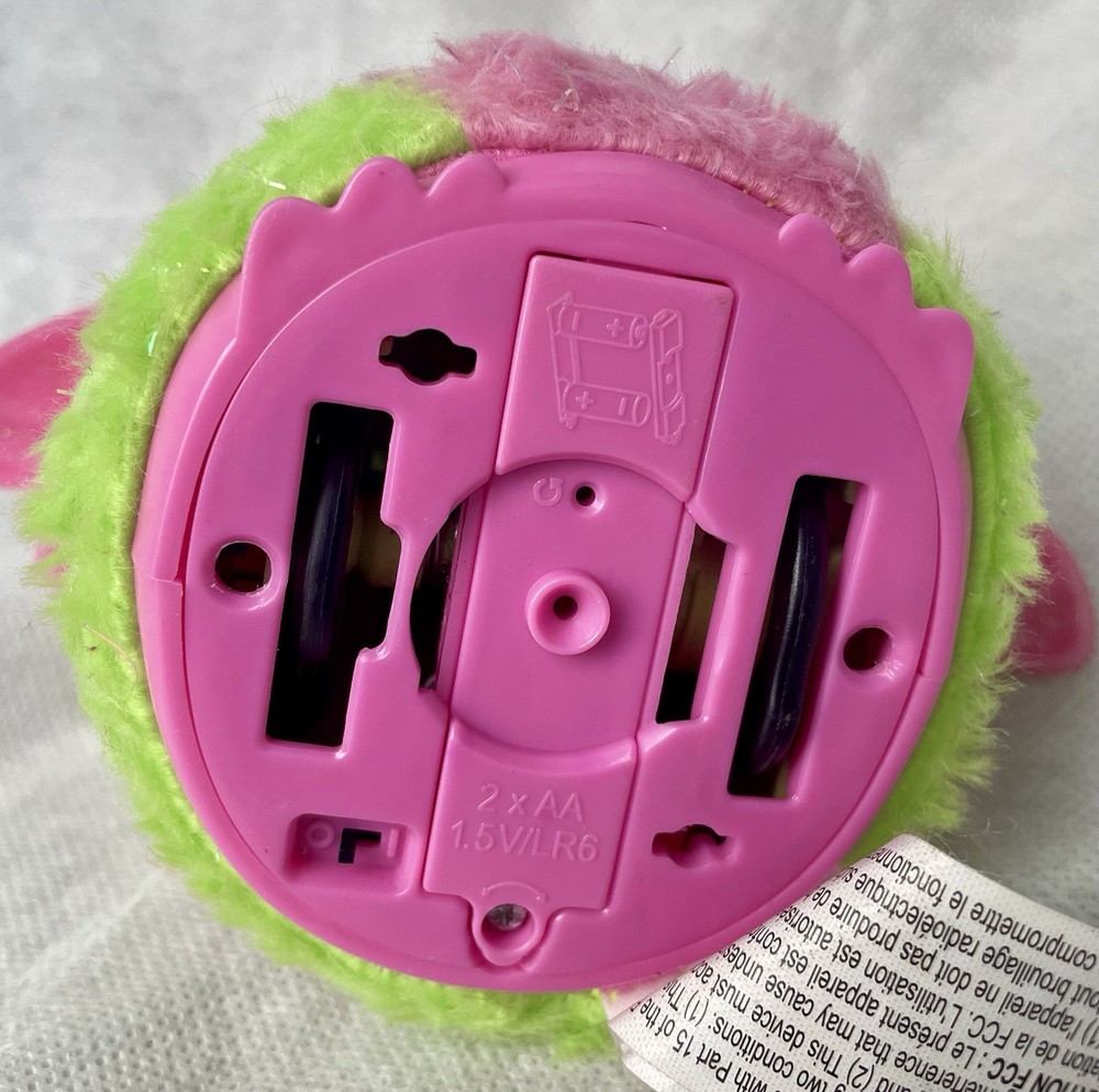 Hatchimals Glittering Garden Interactive Creature Gleaming Burtle by Spin Master