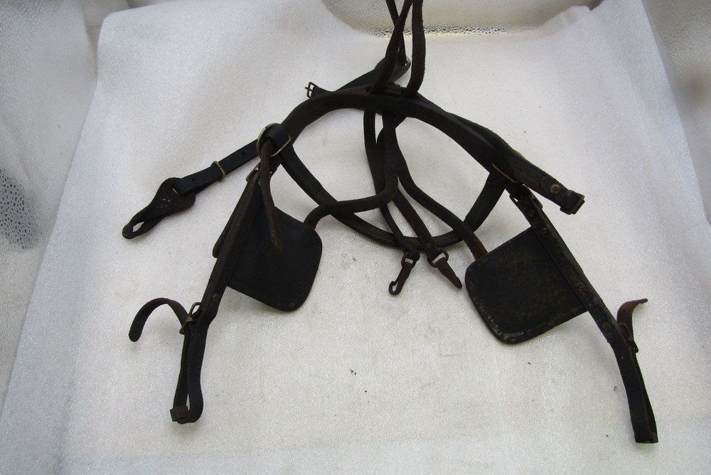 Celluloid harness spreaders & leather pieces