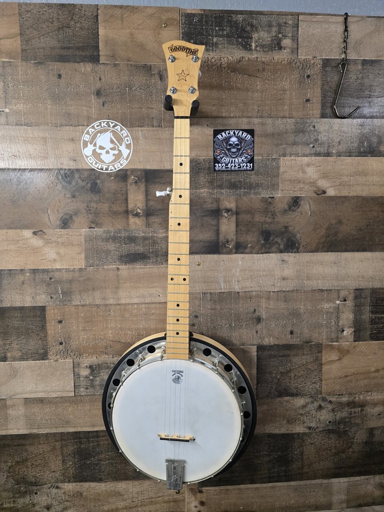 DEERING BANJO GOODTIME  Maple 5 String