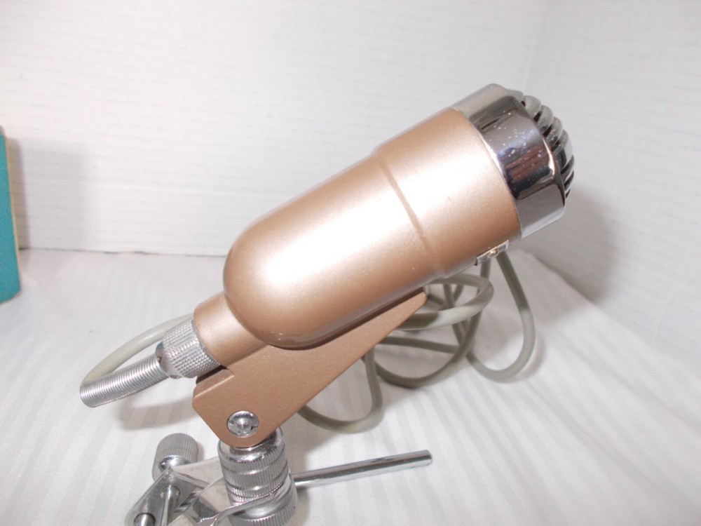 Vintage ARGONNE Dynamic Microphone AR-16 - Nice condition - UNTESTED -