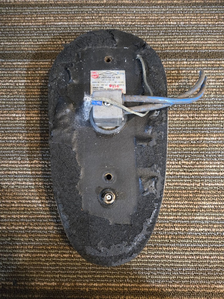071-1133-00 Bendix/King KA 42B ADF Antenna