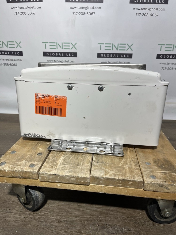 Rinnai V53DeN Outdoor Tankless Water 120k BTU Natural Gas (C-8 #1736)