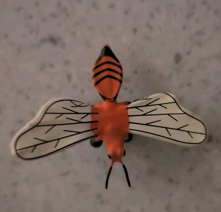 Magnetic Dragonfly In Bug Box Science Project, Refrig Magnet, Or Just Fun!