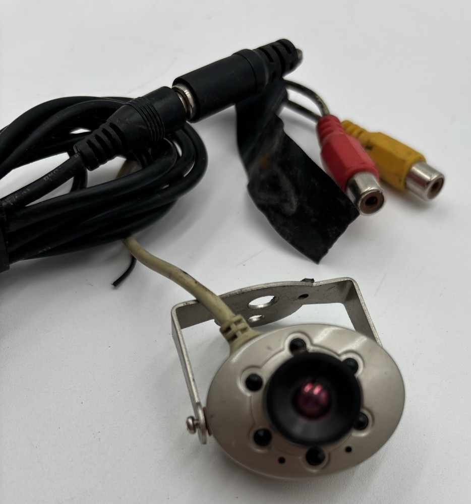 Bundle of Vintage Vehicle Electronics