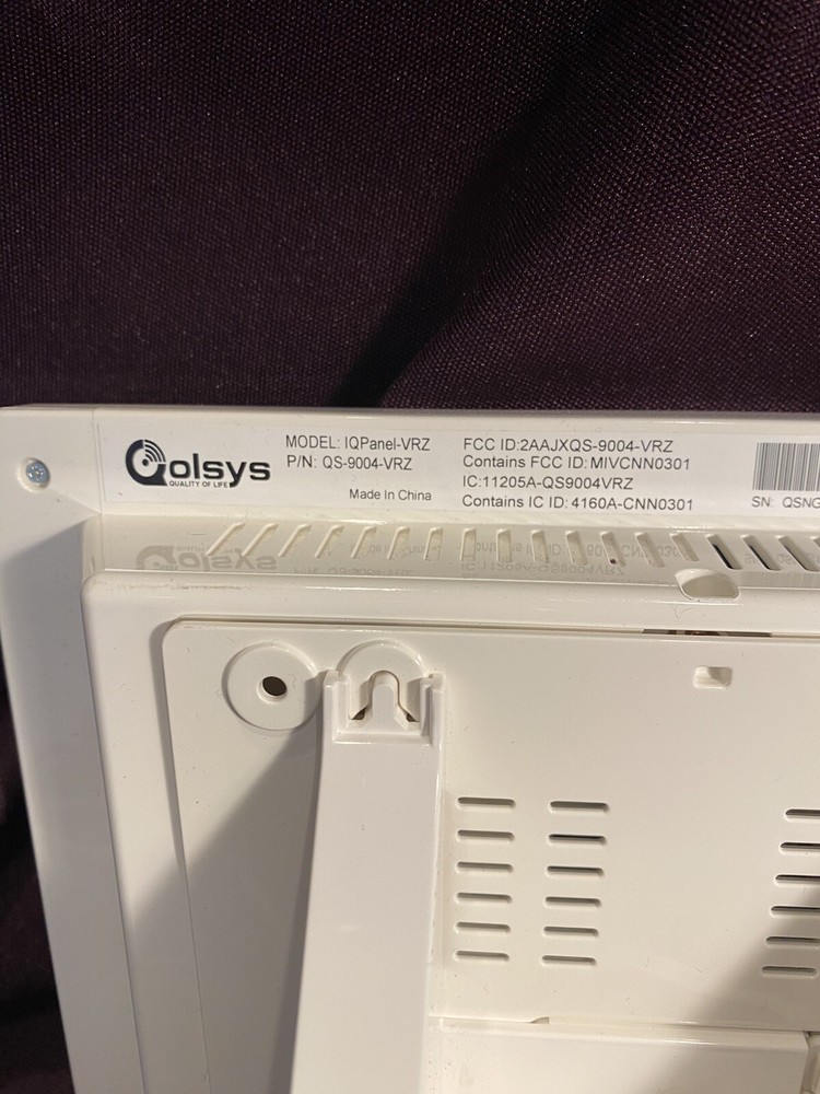 Qolsys IQ Panel-VRZ White Bluetooth 7" Touchscreen Image Sensor Control Panel