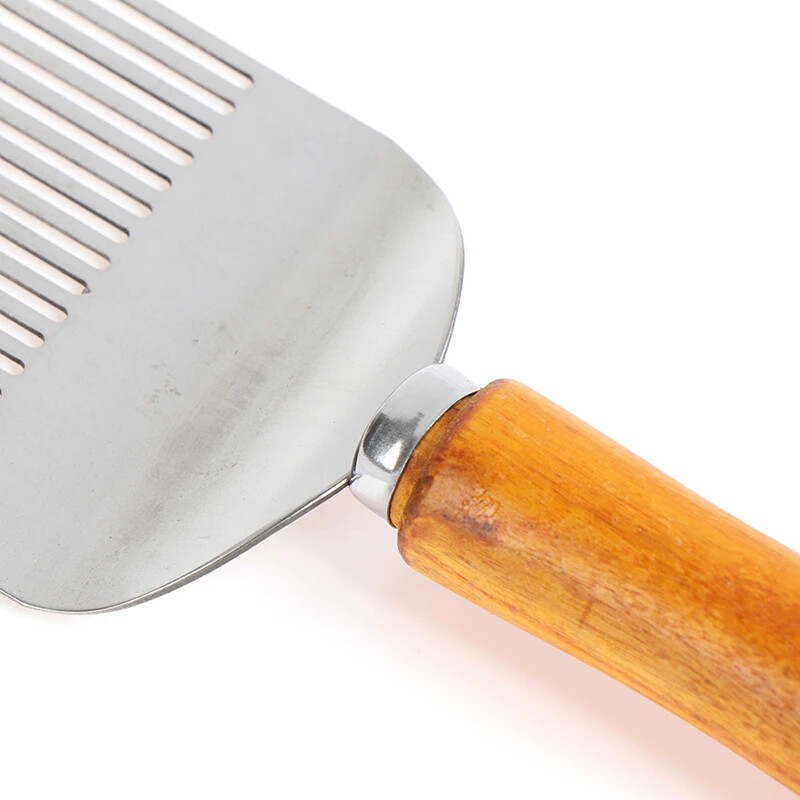 Honey Cutter Scraper Beehive Honey Uncapping Fork Wooden Handle Beekeeping Tools