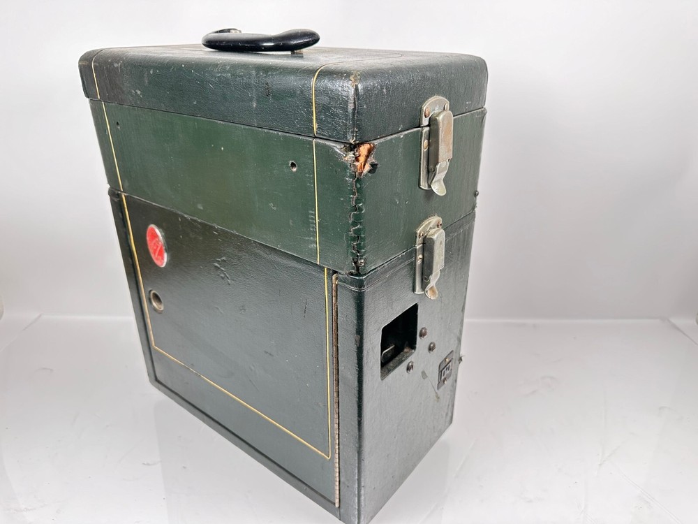 Vintage Victor 16mm Cine-Projector Model 65-10 & Speaker
