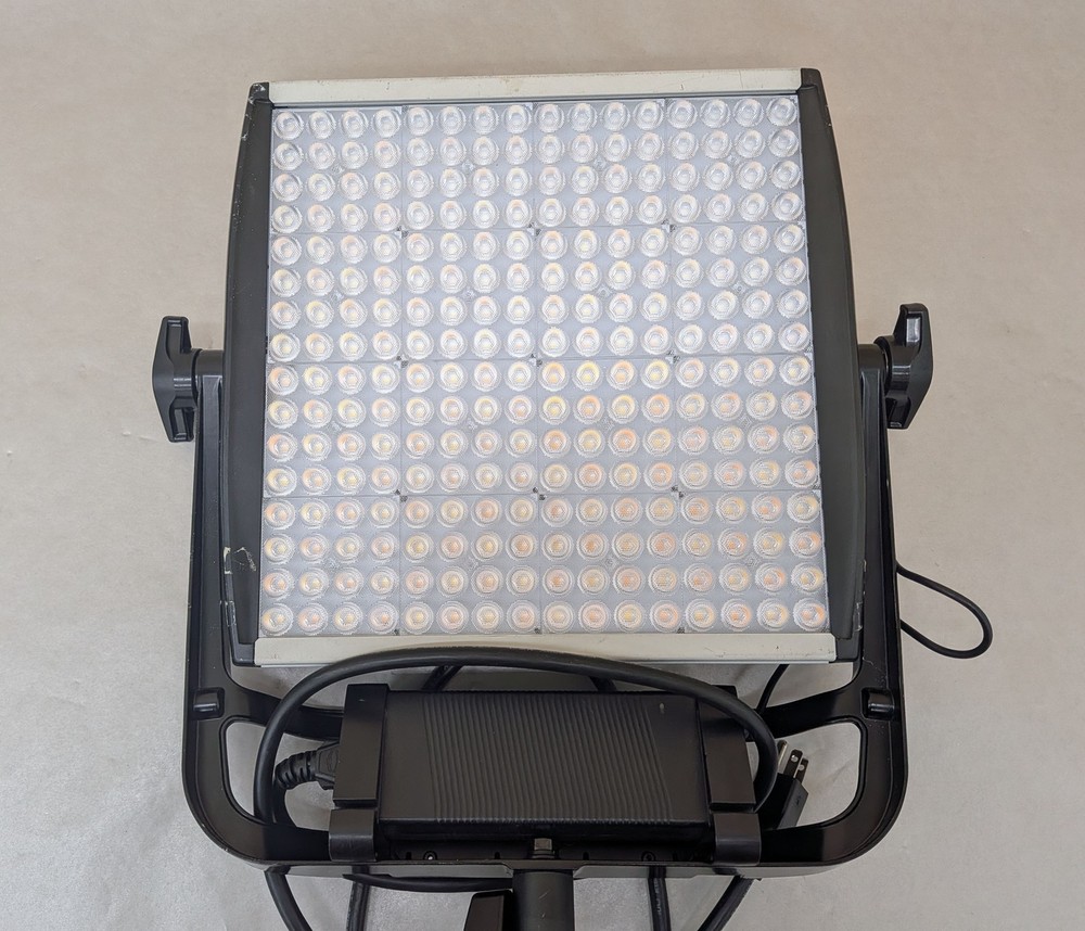 Litepanels Astra 1x1 Bi-Color LED Light Panel