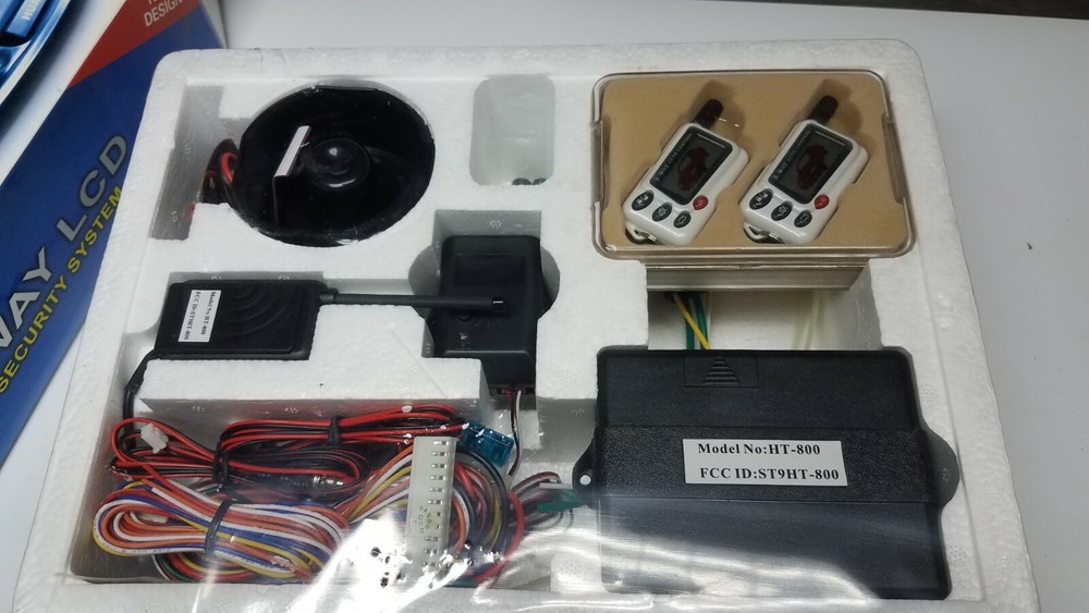 HUATAI HT-800A TWO-WAY LCD VEHICLE SECURITY SYSTEM NIB