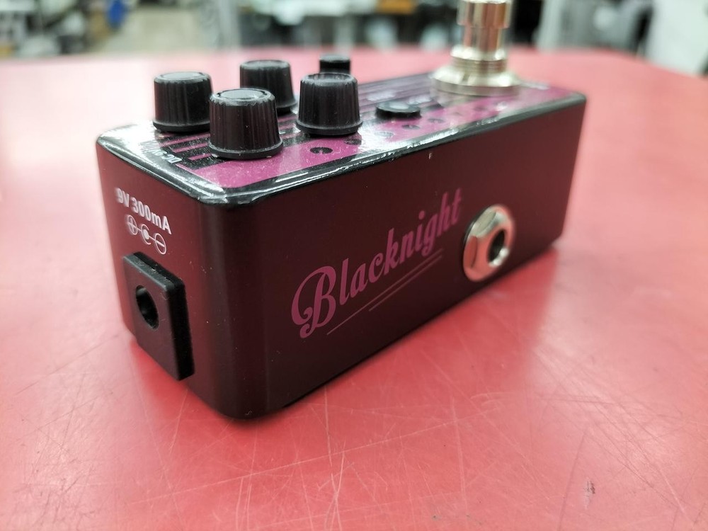 MOOER BLACKNIGHT 009 Effector