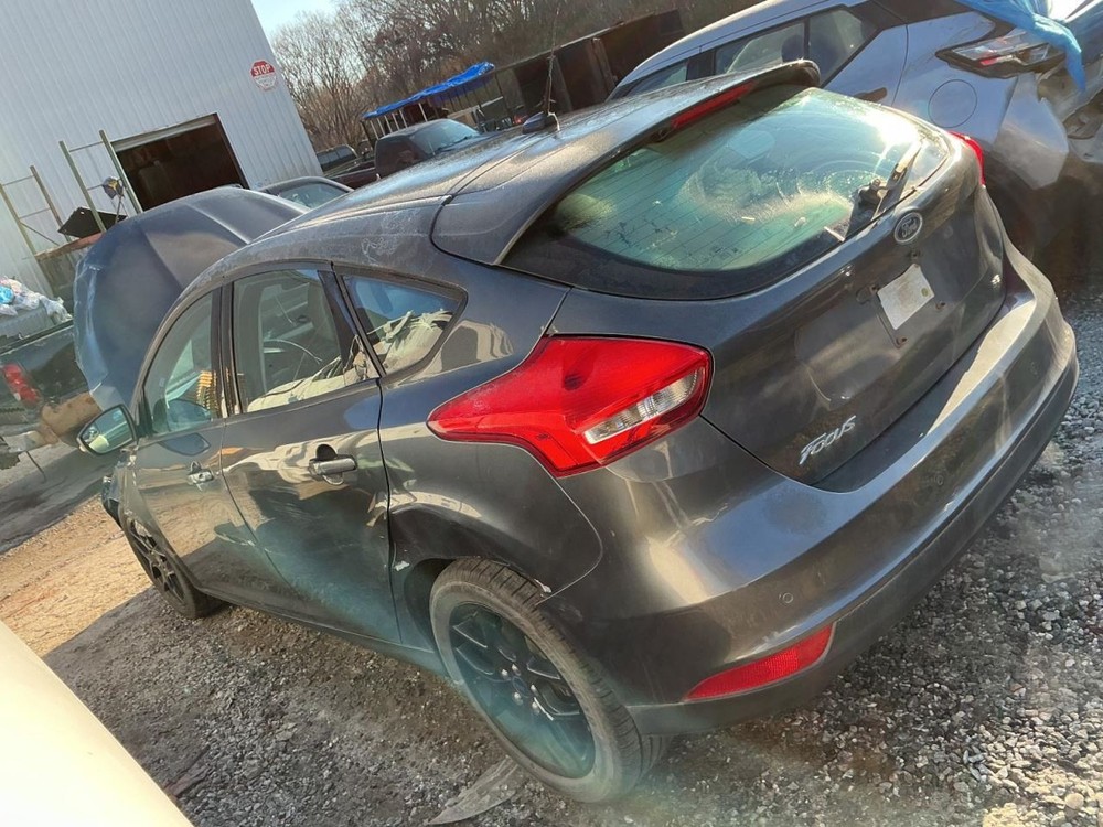 Fuse Box Engine VIN 2 8th Digit Fits 16 FOCUS 4952422
