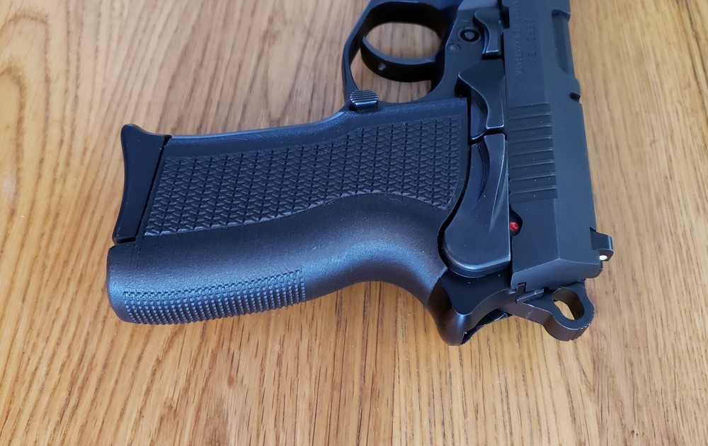 Bersa TPR9C Compact Pistol Grip Upgrade, Enhanced Texture & Backstrap, Thunder.