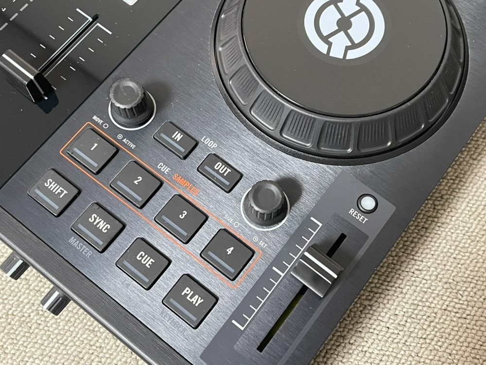 Native Instruments Traktor Kontrol S2 MK1 DJ Controller 2-Channel with Adaptor
