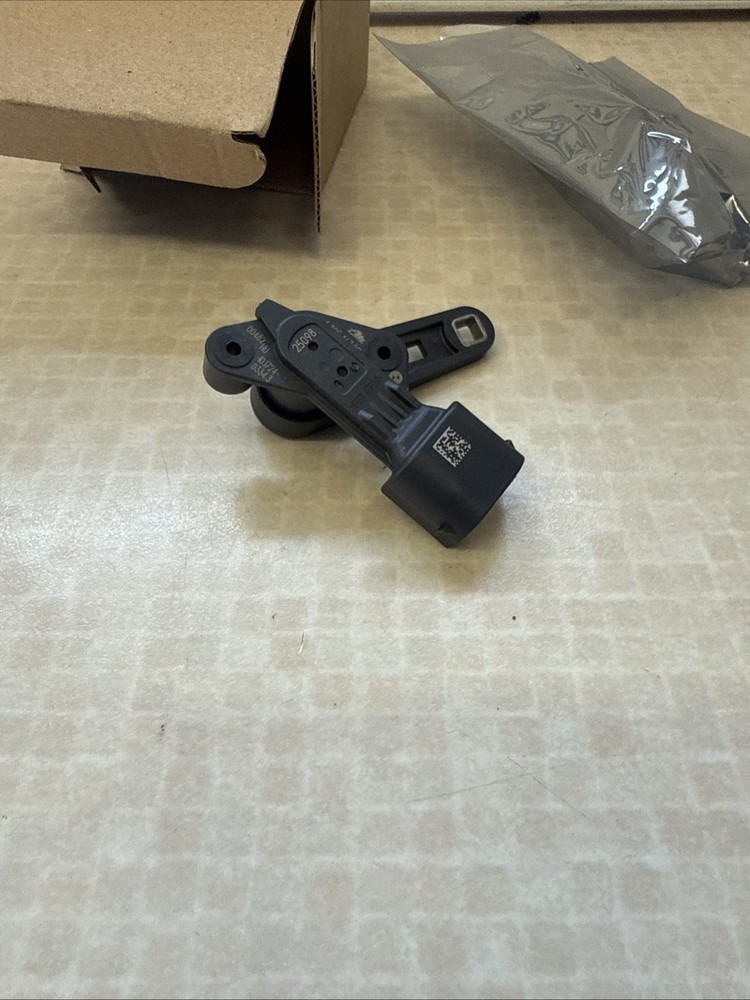 BMW Front Headlight Level Sensor 37146895467 NEW