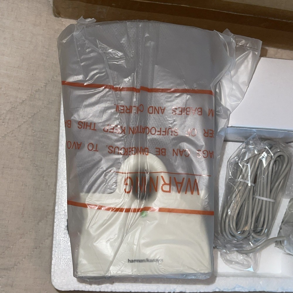 Harman Kardon HKS Multimedia Computer Speaker System w/ AC Adapter New in Box