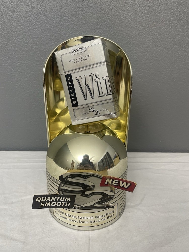 Winston Cigarette Quantum Smooth S2 Counter Display that SPINS